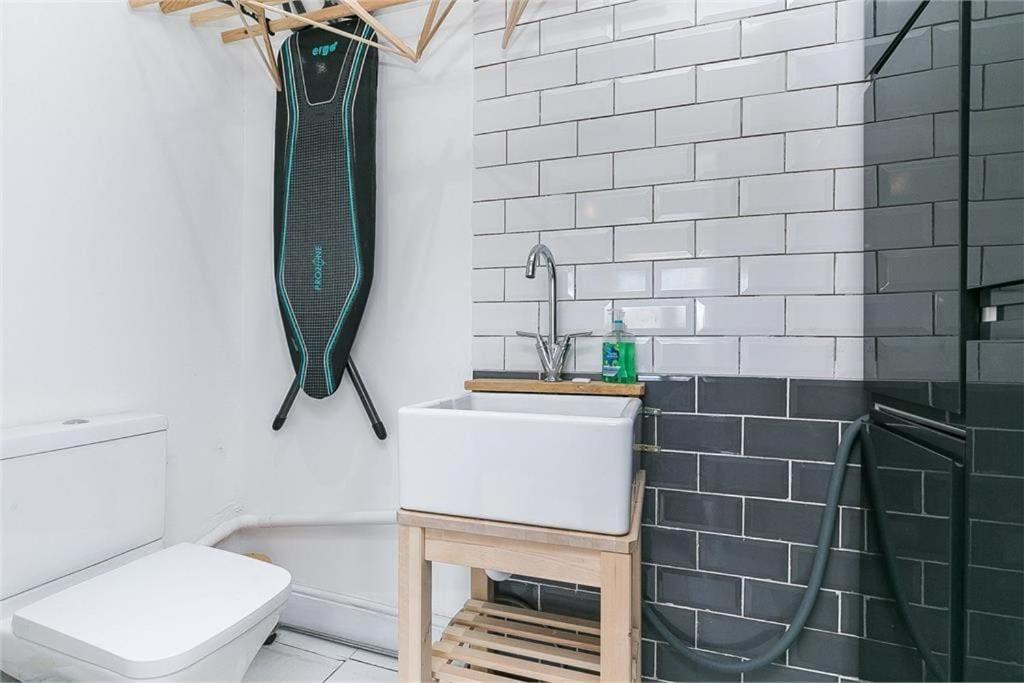 Dreghorn House 4 Bedrooms 3 Toilets 3 Reception Free Parking 233 Mbp Wifi Edinburgh Ngoại thất bức ảnh
