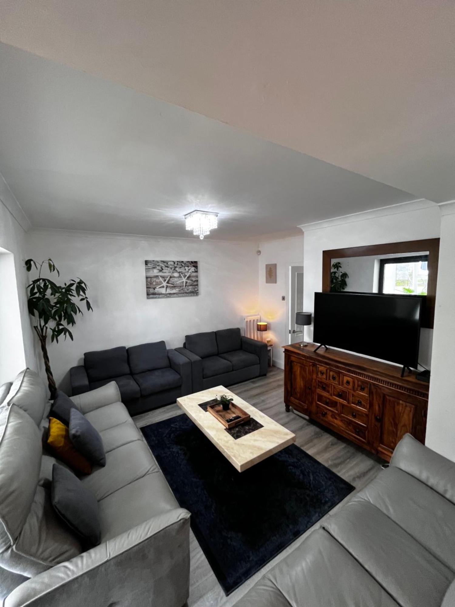 Dreghorn House 4 Bedrooms 3 Toilets 3 Reception Free Parking 233 Mbp Wifi Edinburgh Ngoại thất bức ảnh